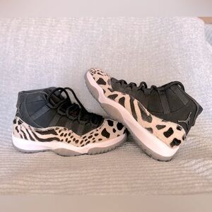 Air Jordan 11 Retro Animal Instinct Unisex Size 9 W Never Worn